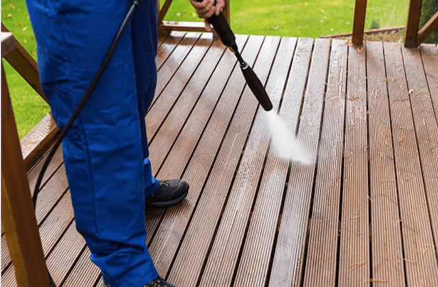 lakewood deck cleaning